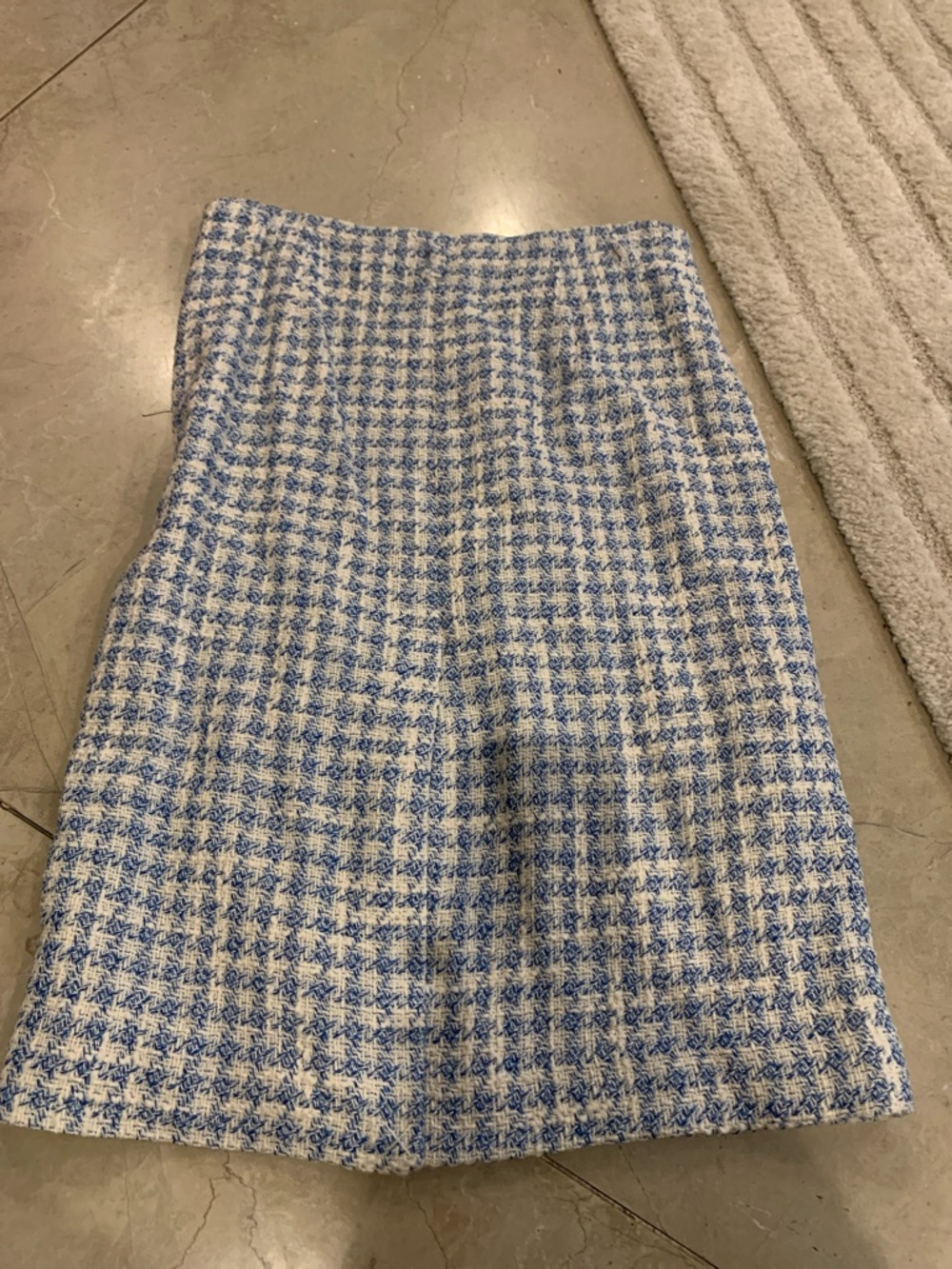 Classic Light Blue Tweed Pencil Skirt - Picture 5 of 6